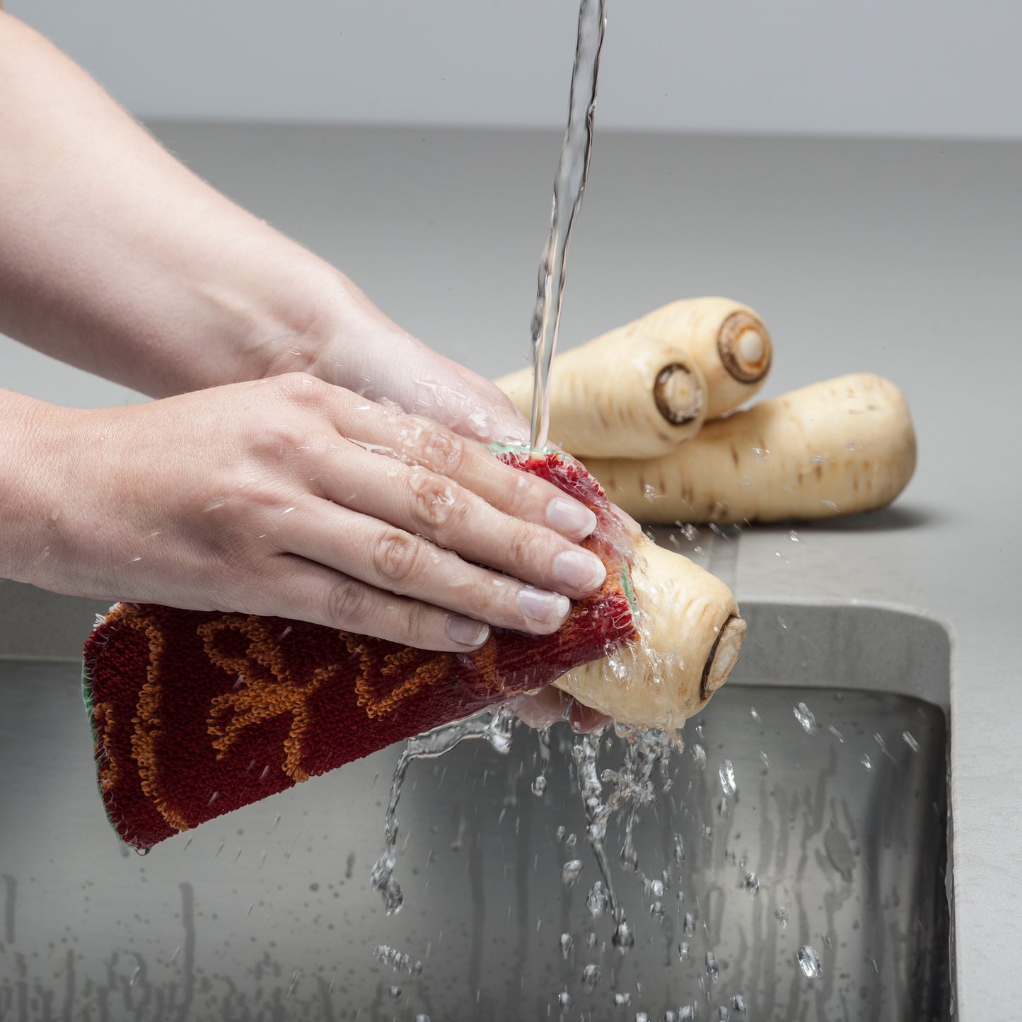 Kilo Scrubby Plus Small eco-friendly dish scrubber one soft side one abrasive non scratch
