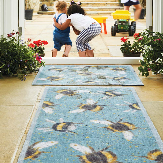 Bee Doormat -Hug Rug image 0