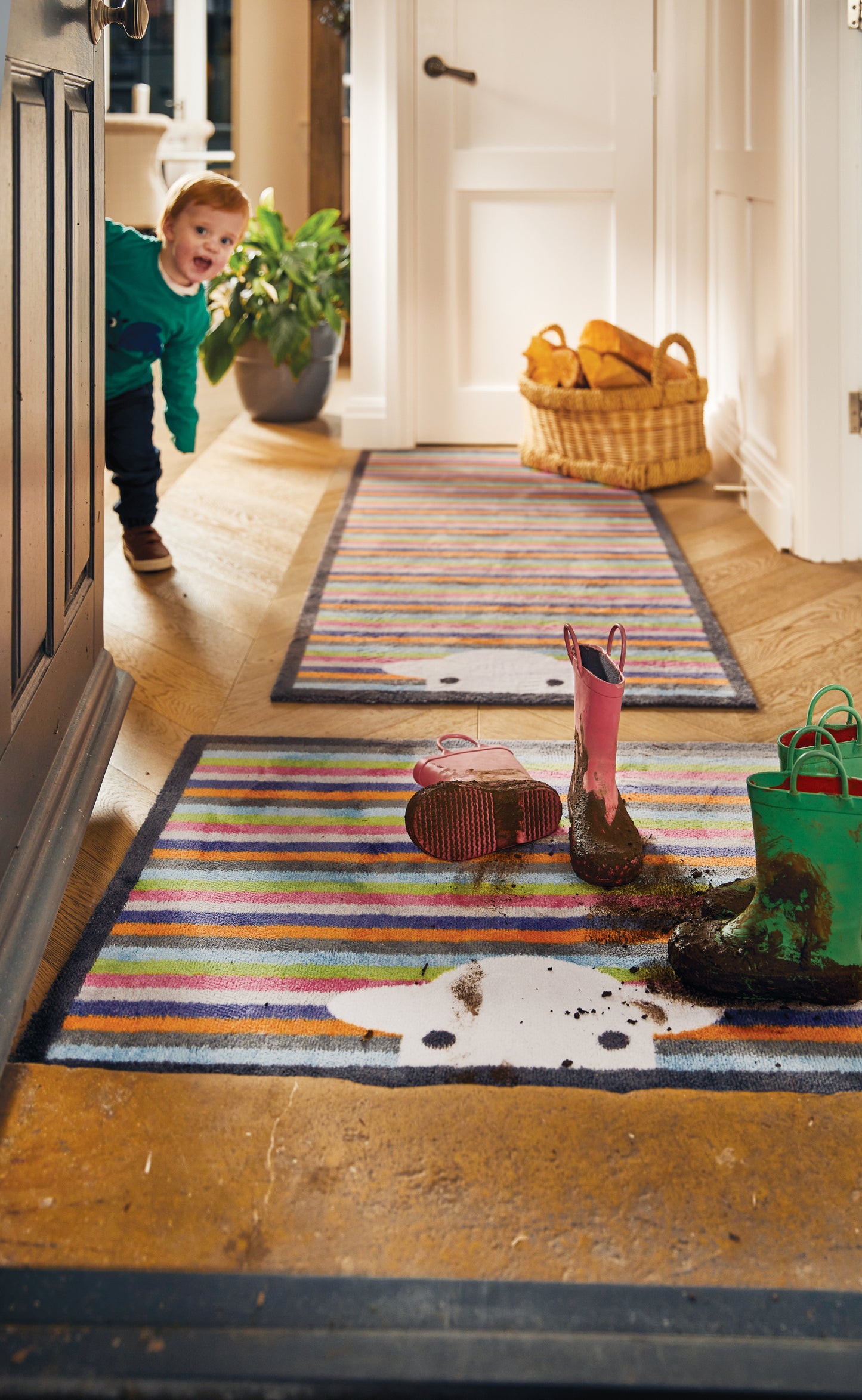 Peep Stripe Hug Rug Doormat image 0